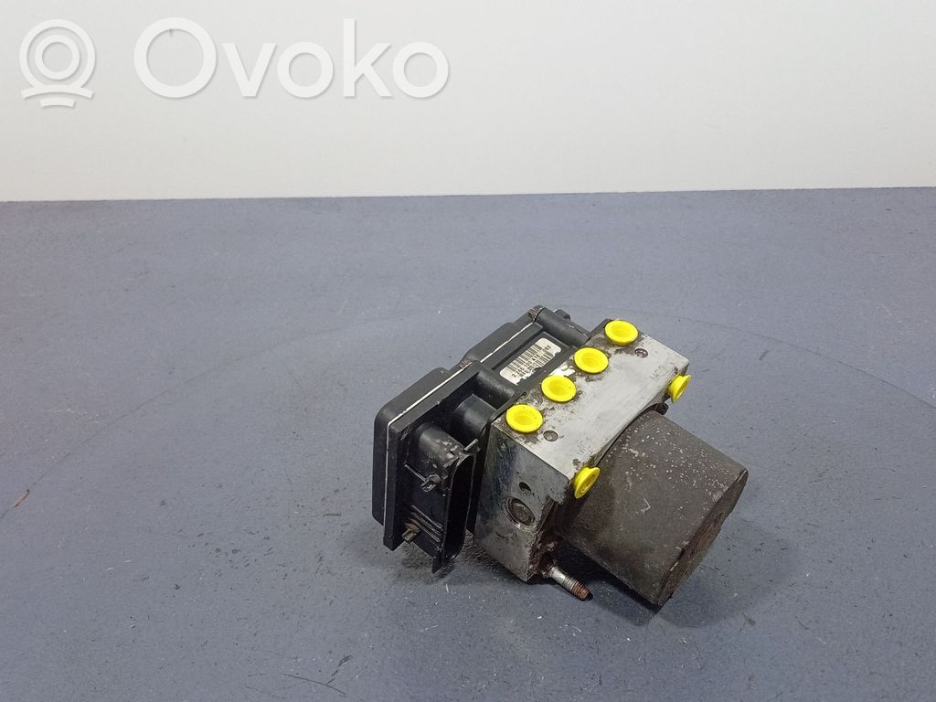 Toyota Avensis Verso Pompe ABS