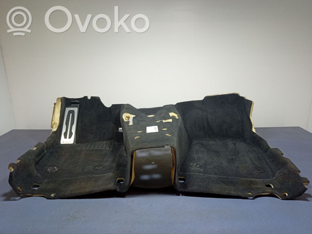 BMW M4 F82 F83 Wykładzina podłogowa przednia 