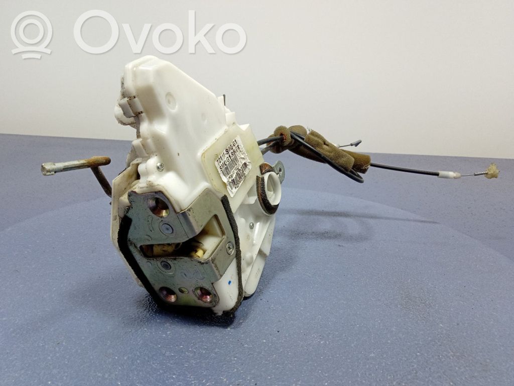 Honda Civic Priekšpusē slēdzene 