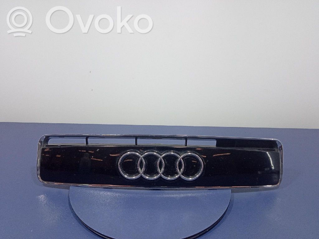 Audi A2 Rejilla delantera 