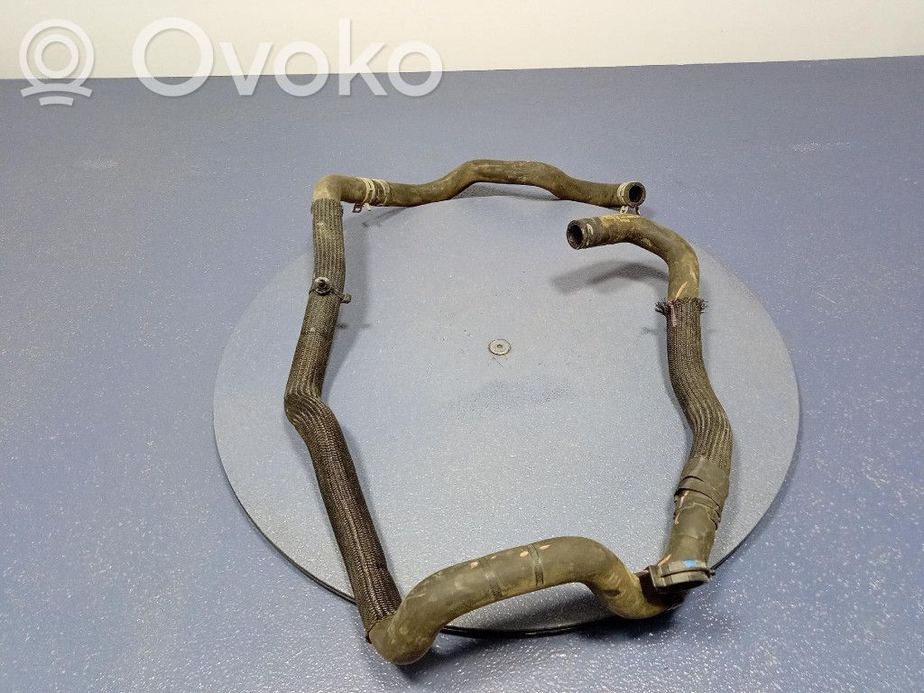 Ford Mustang I Moottorin vesijäähdytyksen putki/letku 