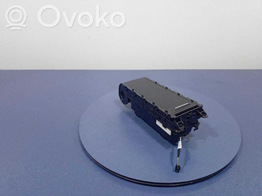 Ford Kuga I Hansikaslokero 
