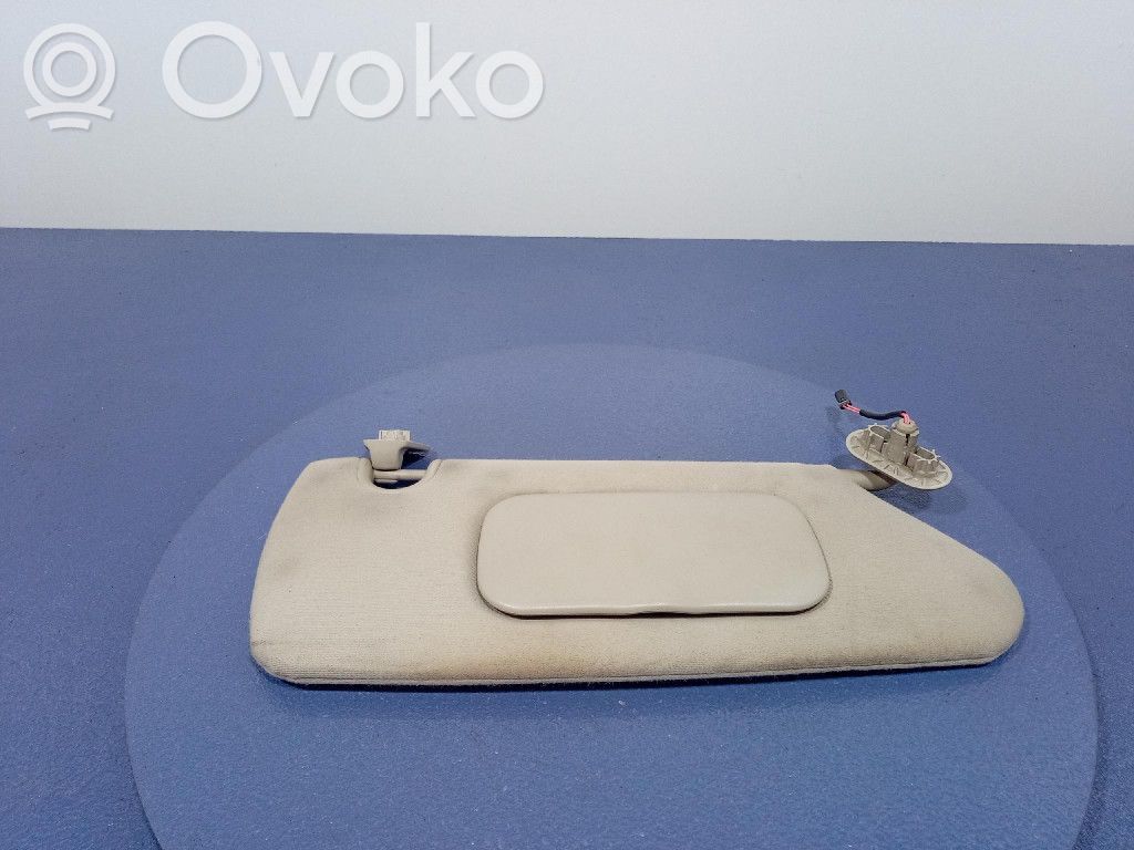 Sun visor