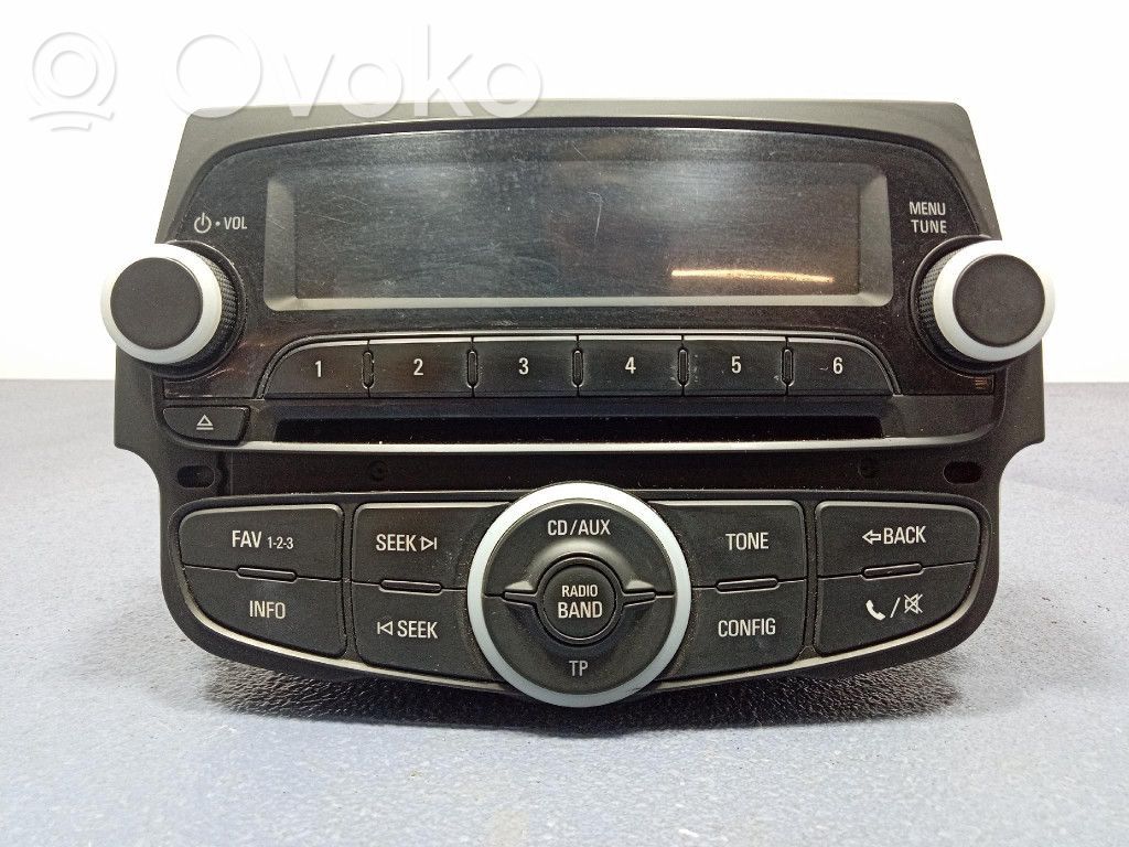 Chevrolet Spark Radio/CD/DVD/GPS head unit 