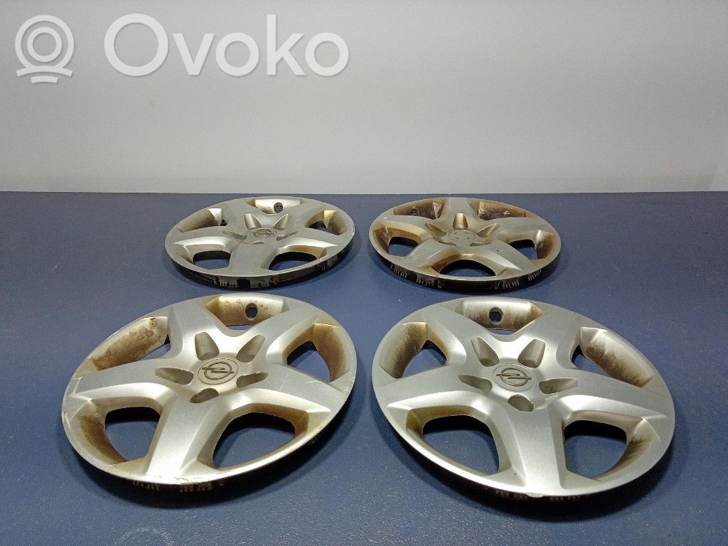 Opel Signum Ornament central jantă R17 