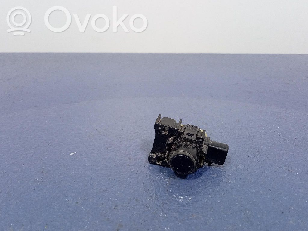 Pysäköintitutkan (PCD) ohjainlaite/moduuli   GMK667UC1,GMK667UC1