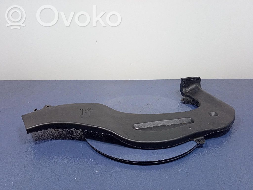 BMW iX3 G08 Įsiurbimo rezonatorius 