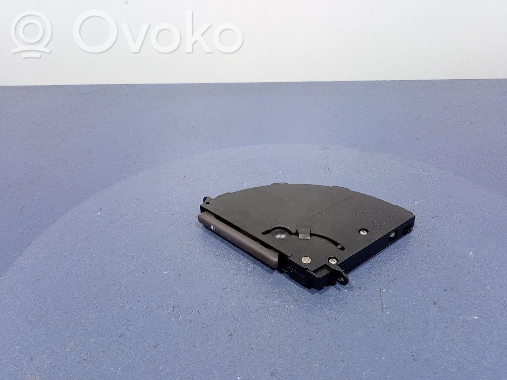 Saab 9-5 Glove box 