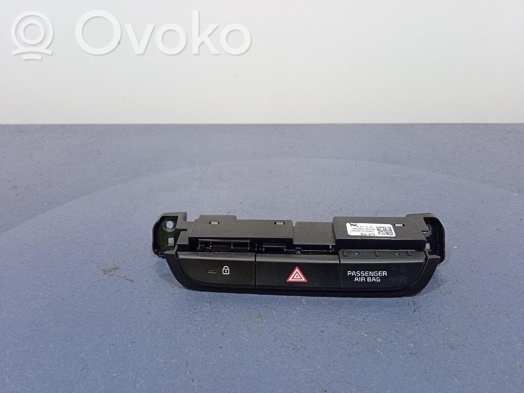 Hazard light switch   93600J7000,93600J7000