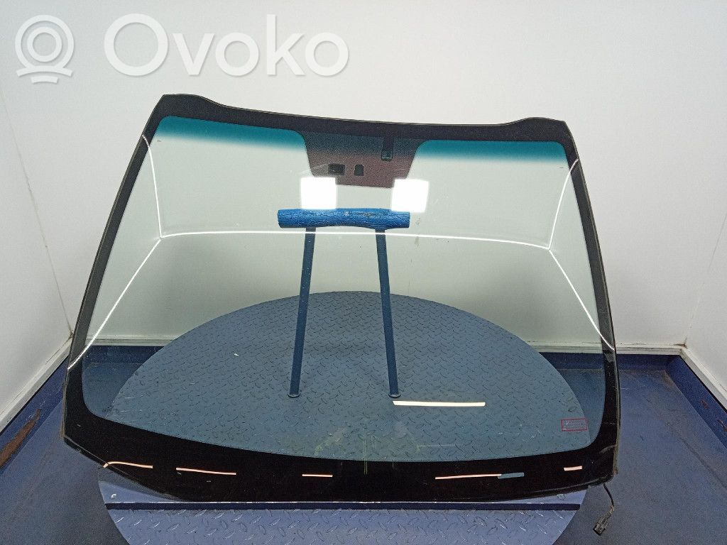 Front windscreen/windshield window