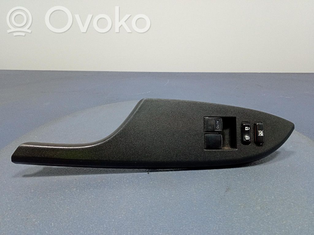 Electric window control switch   7423212710,7423212710