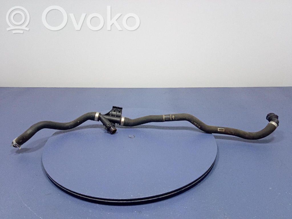 BMW M3 F80 Tubo flessibile del liquido di raffreddamento del motore 
