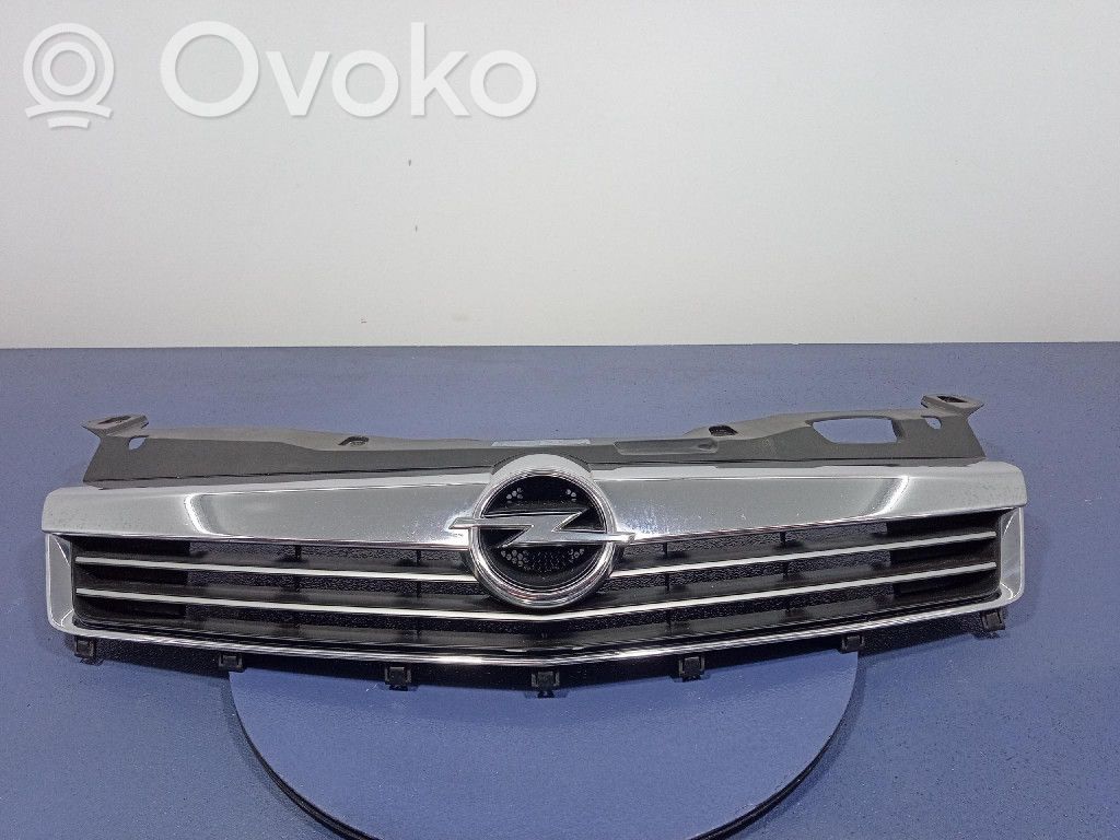 Opel Astra H Grilă față 