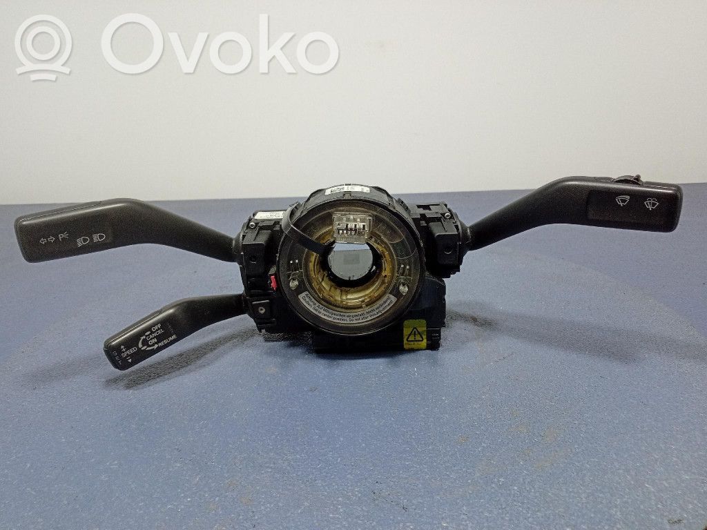 Volkswagen PASSAT B5.5 Otros interruptores/perillas/selectores 