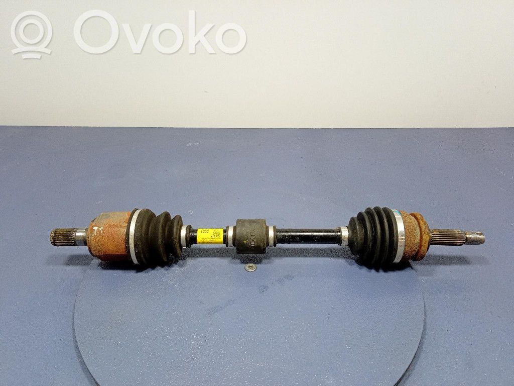 KIA Stonic Etuvetoakseli 