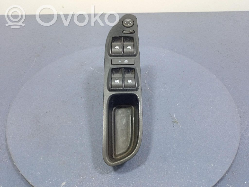 Fiat Tipo Electric window control switch 