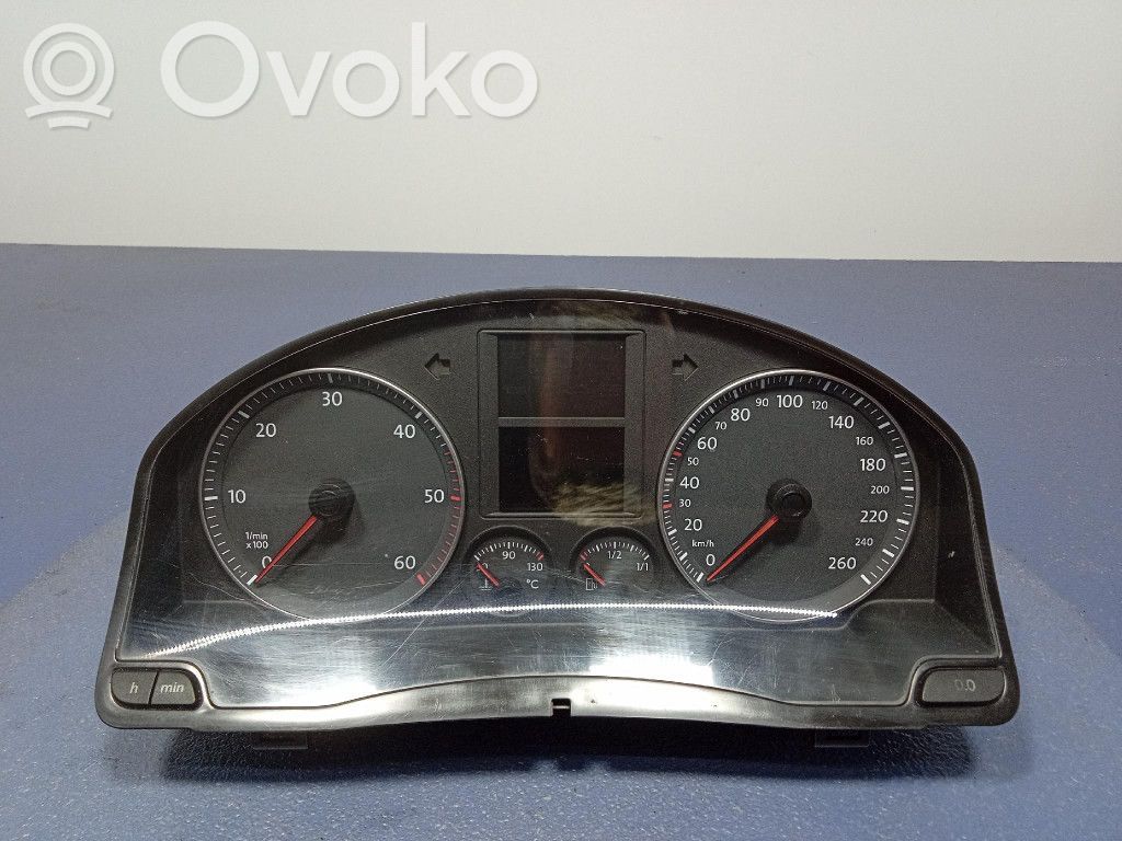 Volkswagen Golf IV Licznik / Prędkościomierz 
