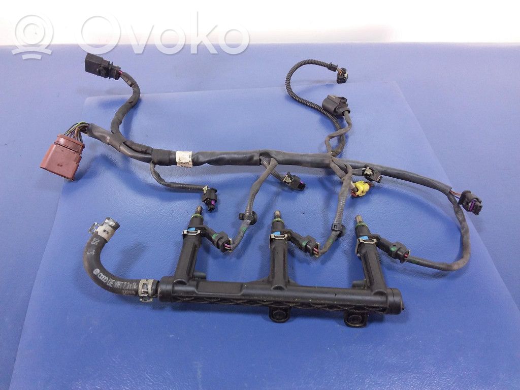 Audi A8 S8 D4 4H Tubo principal de alimentación del combustible 