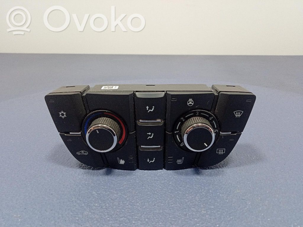 Opel Astra J Climate control unit 