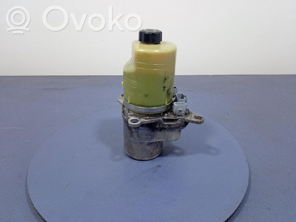 Ford Focus C-MAX Power steering pump 