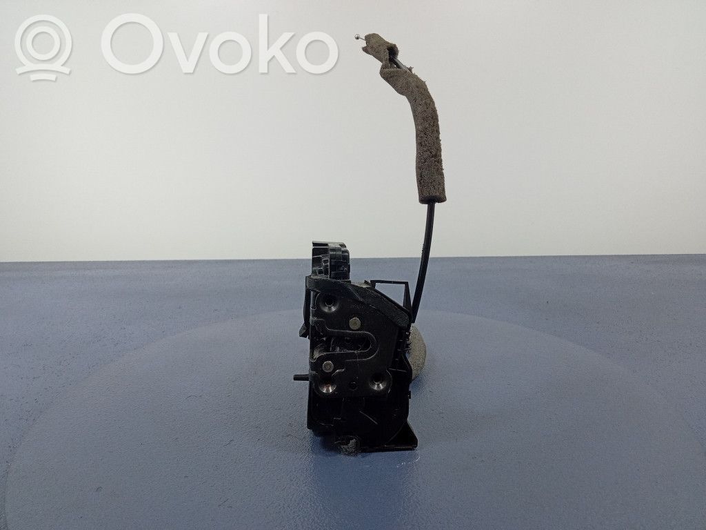 Renault Megane IV Takaoven lukko 