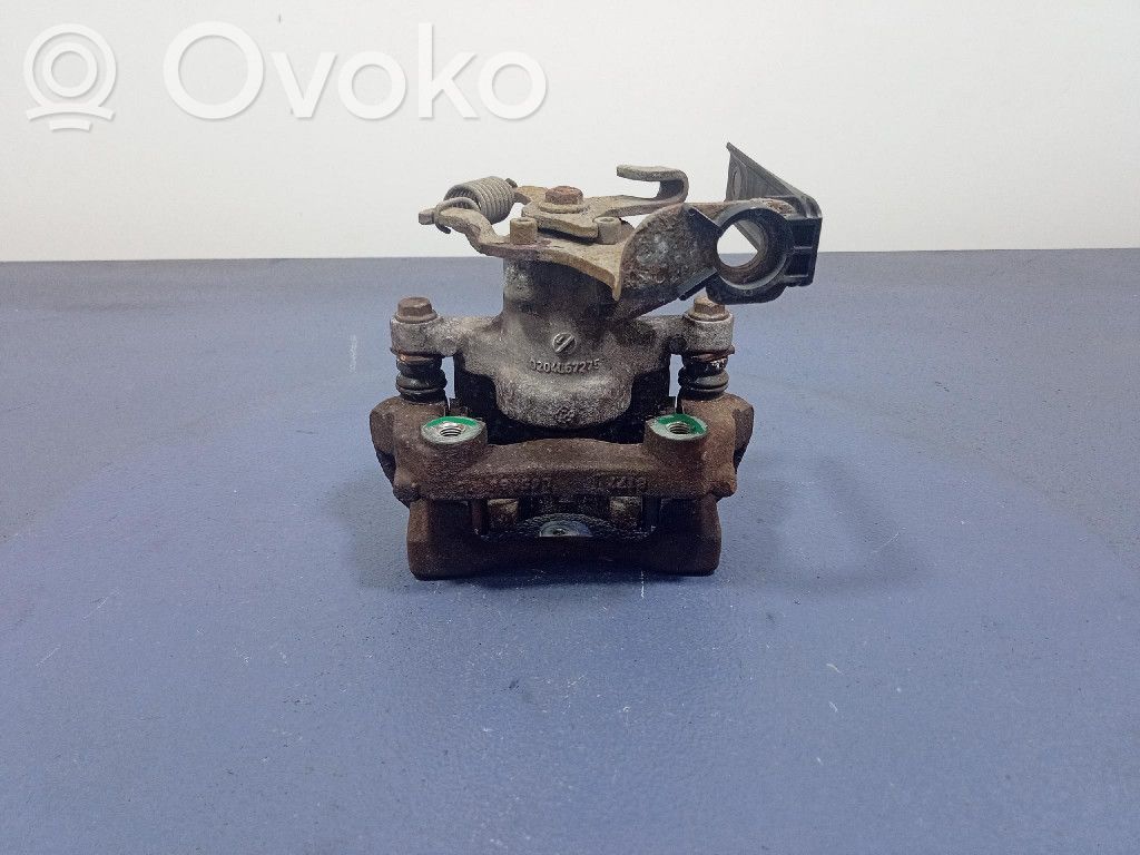 Toyota Auris E180 Takajarrusatula 