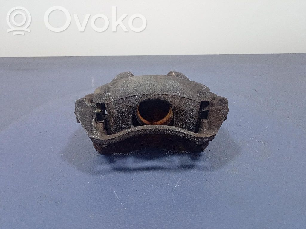 Toyota Auris E180 Etujarrusatula 