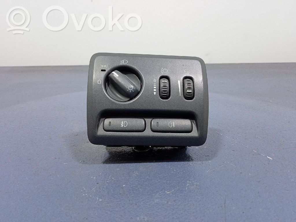 Volvo V70 Light switch 