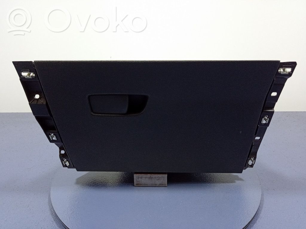 Renault Clio V Glove box 