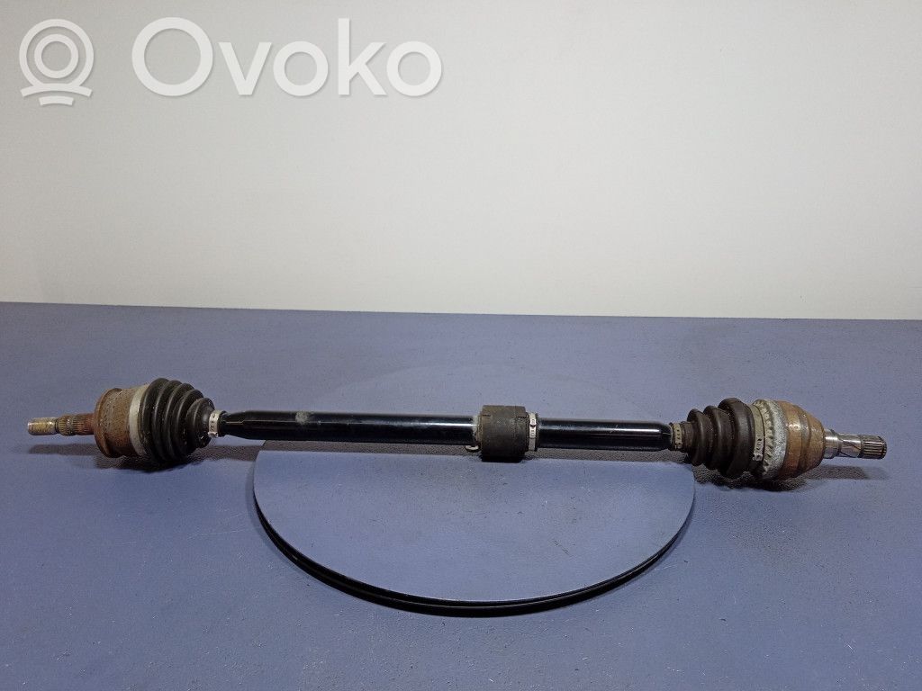 Opel Astra J Priekšējā pusass 