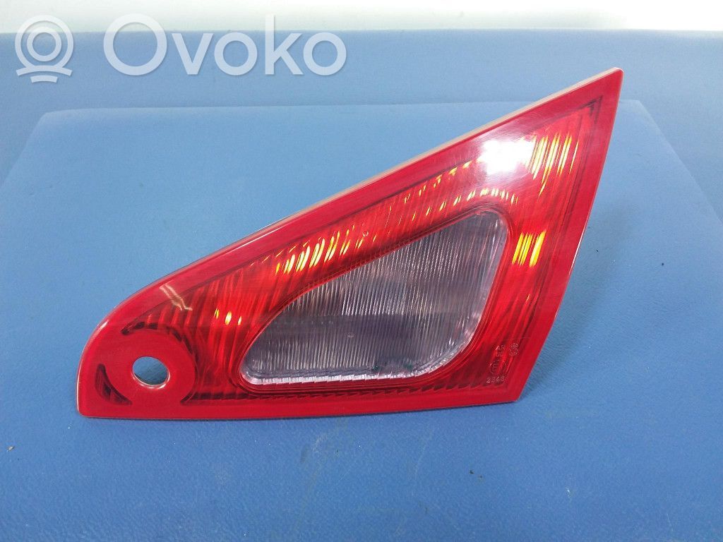 Lampa tylna   MN105622,MN105622