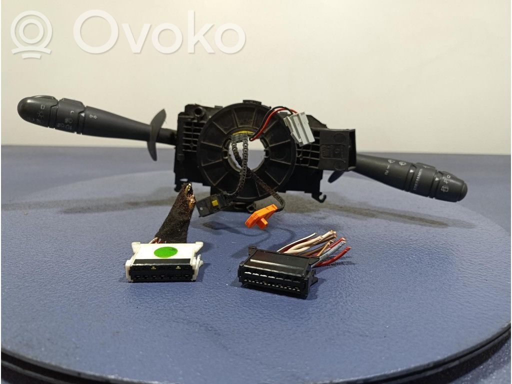 Opel Vivaro Autres commutateurs / boutons / leviers 