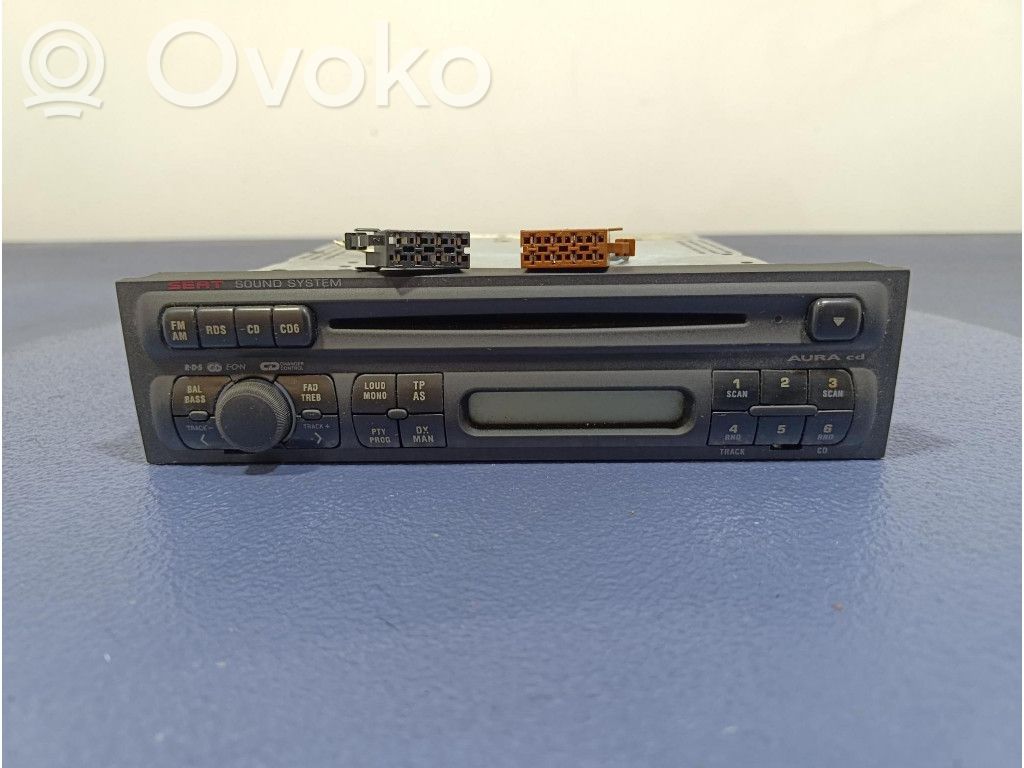 Seat Leon (1M) Unidad delantera de radio/CD/DVD/GPS