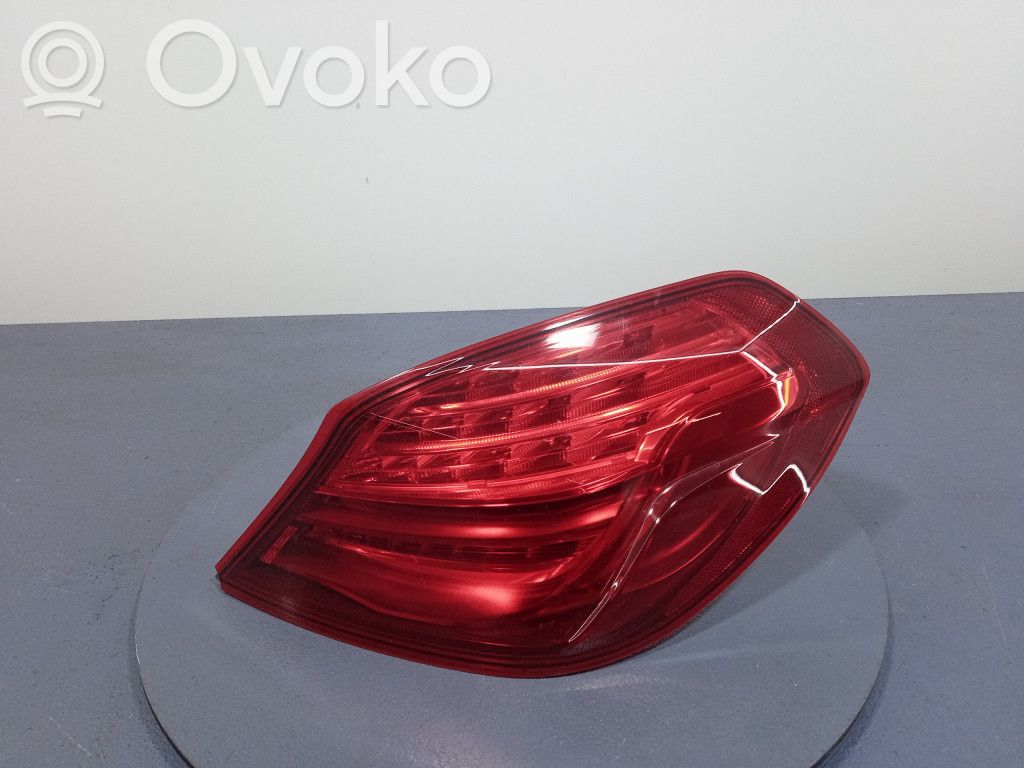 BMW 6 F12 F13 Galinis žibintas kėbule 