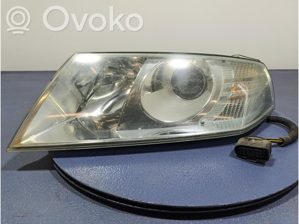Skoda Octavia Mk2 (1Z) Priekinis žibintas 