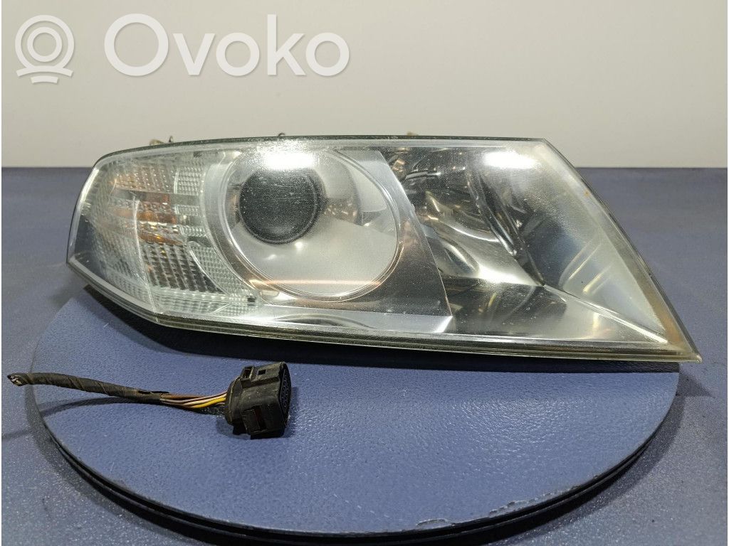 Skoda Octavia Mk2 (1Z) Priekinis žibintas 
