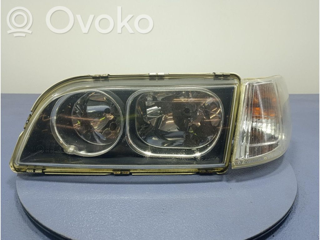 Volvo S40, V40 Lampa przednia