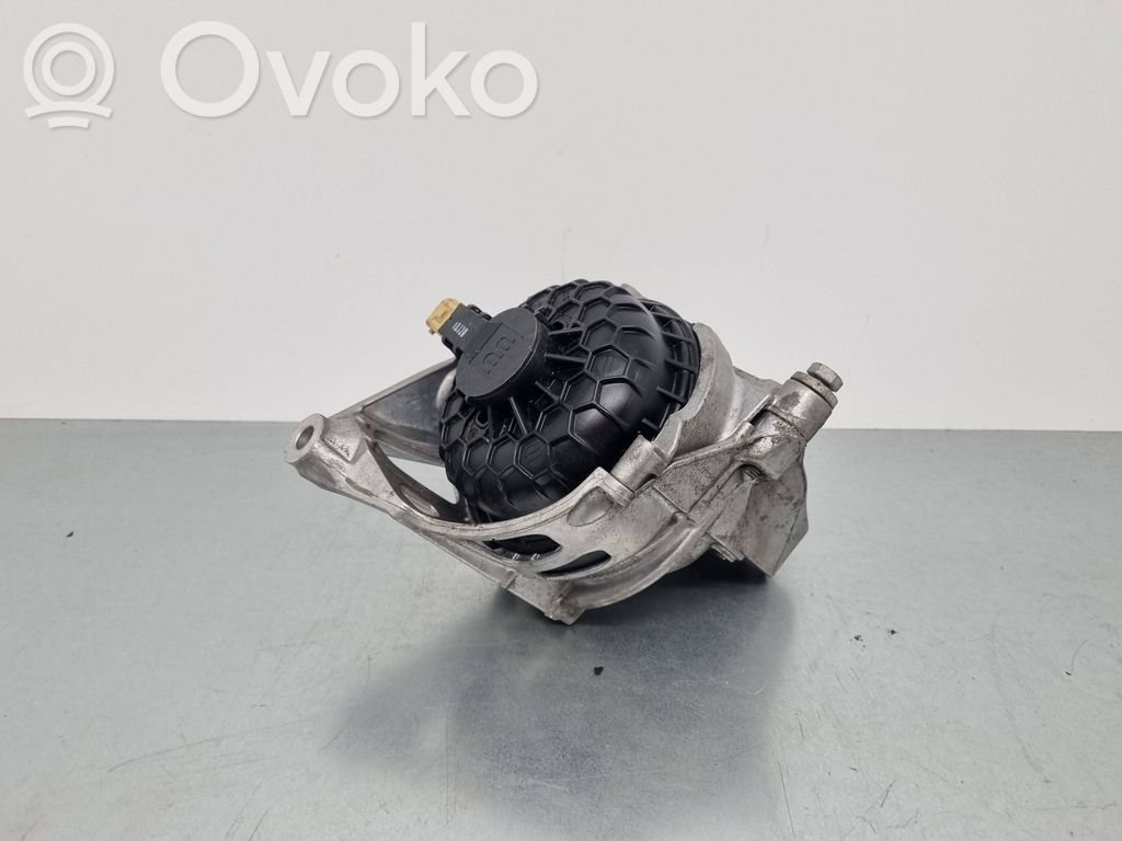 Porsche Cayenne (9Y0 9Y3) Engine mount bracket 