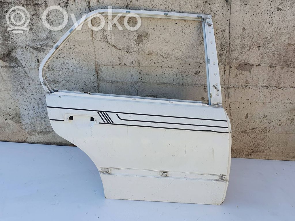 BMW 3 E30 Galinės durys 