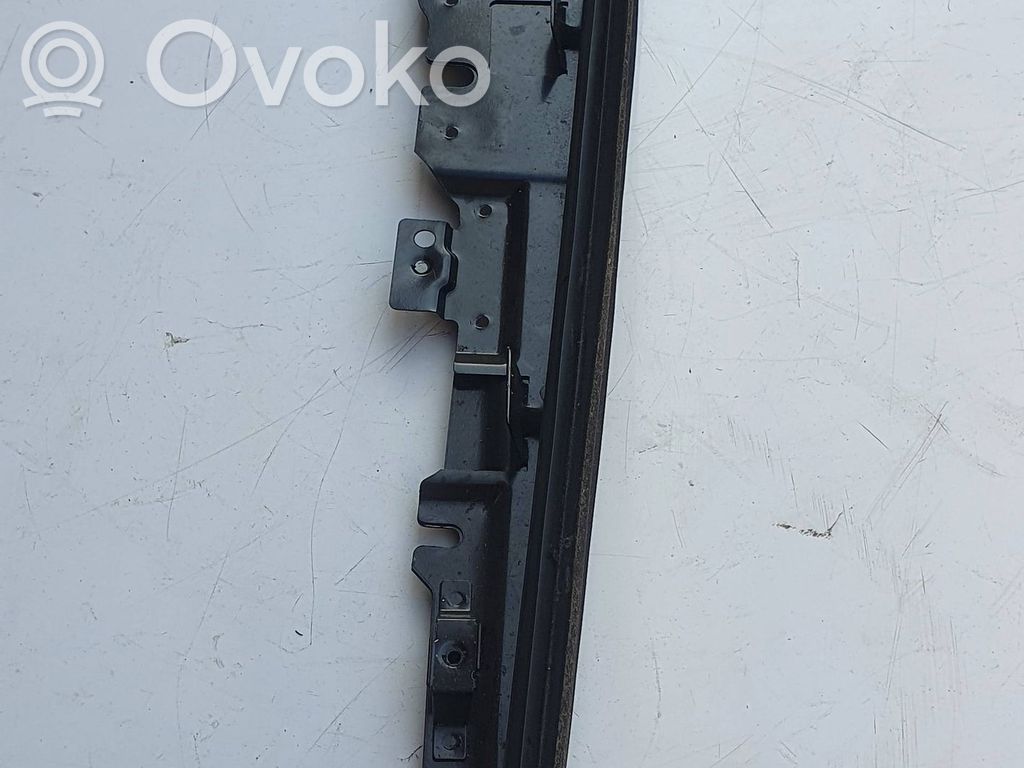 BMW 3 E92 E93 Kita bagažinės apdailos detalė 