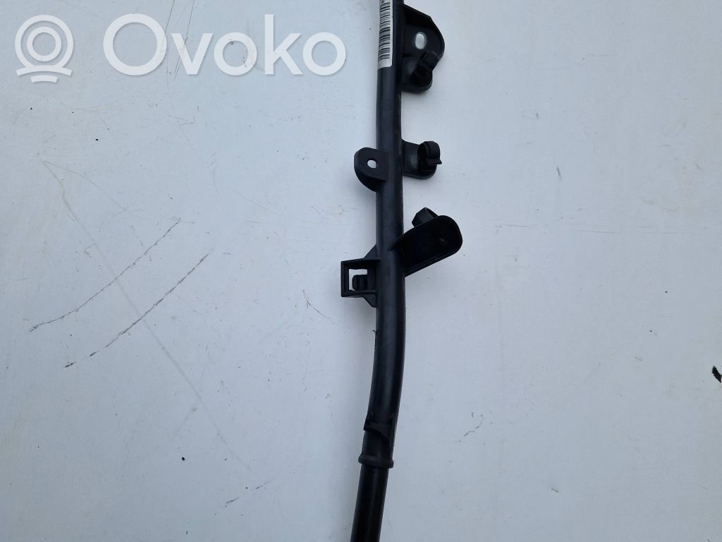 Oil level dip stick   7809766
