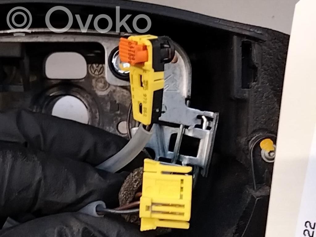 Volkswagen Fox Ohjauspyörä 