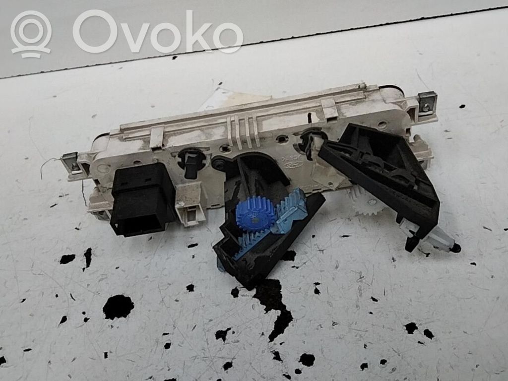 Climate control unit   4734260