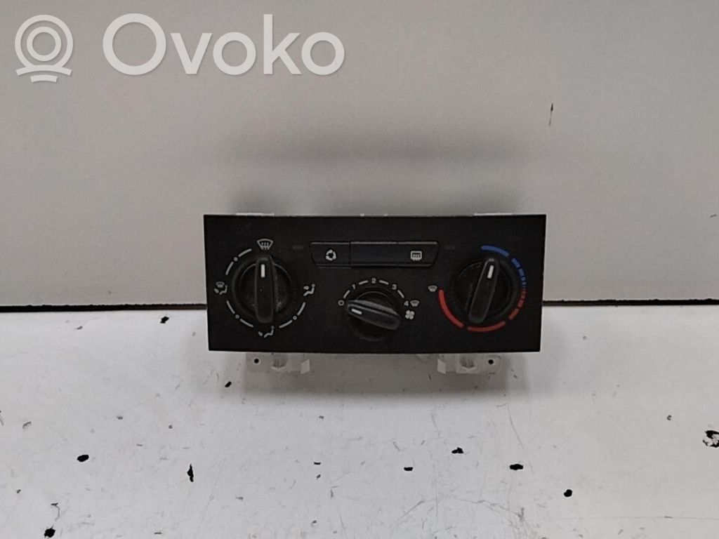 Citroen Berlingo Climate control unit 