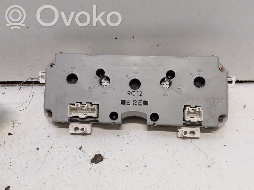 Mazda 6 Climate control unit 