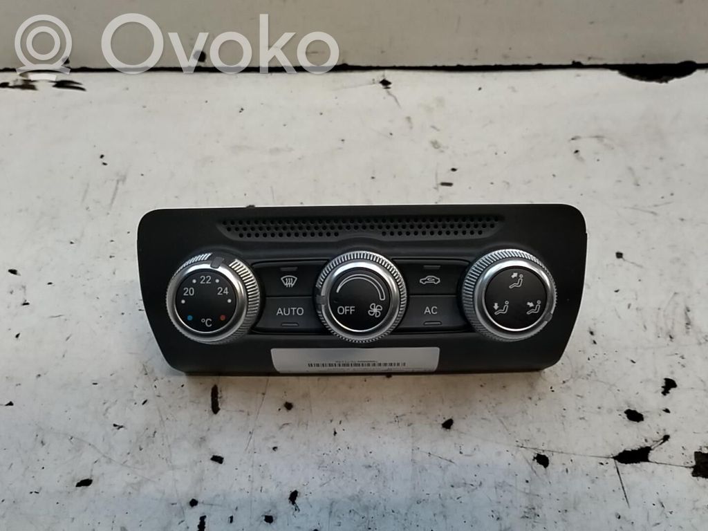 Audi A1 Climate control unit 
