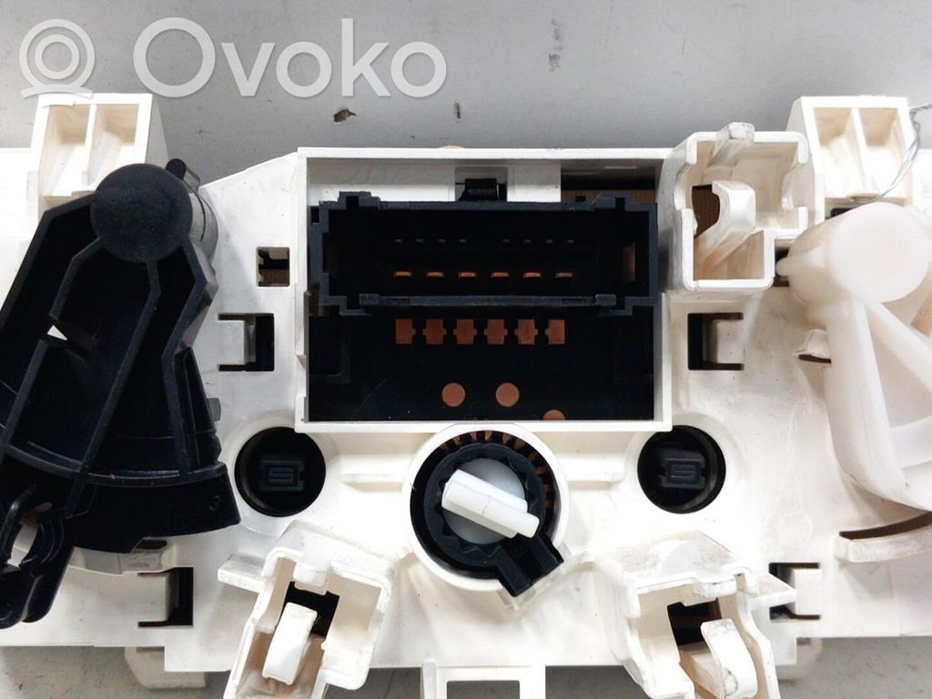 Citroen C3 Climate control unit 