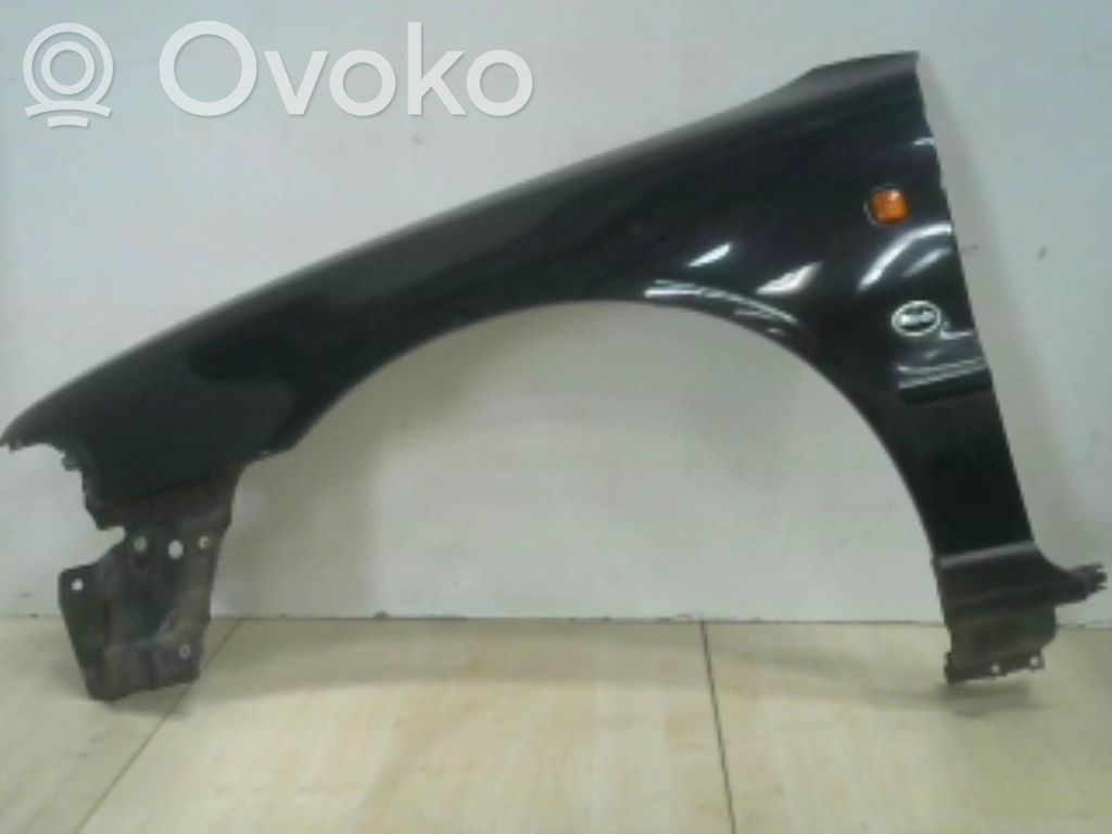 Audi A4 S4 B5 8D Guardabarro 