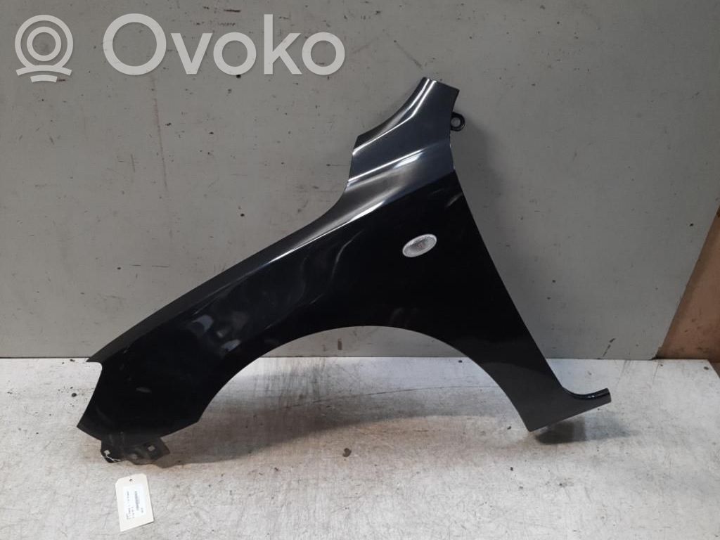 Mazda 3 I Sparnas 