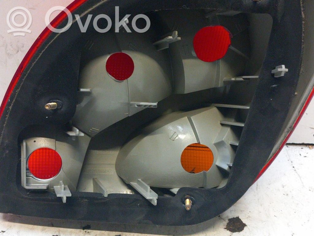 Ford Fiesta Aizmugurējais lukturis virsbūvē 